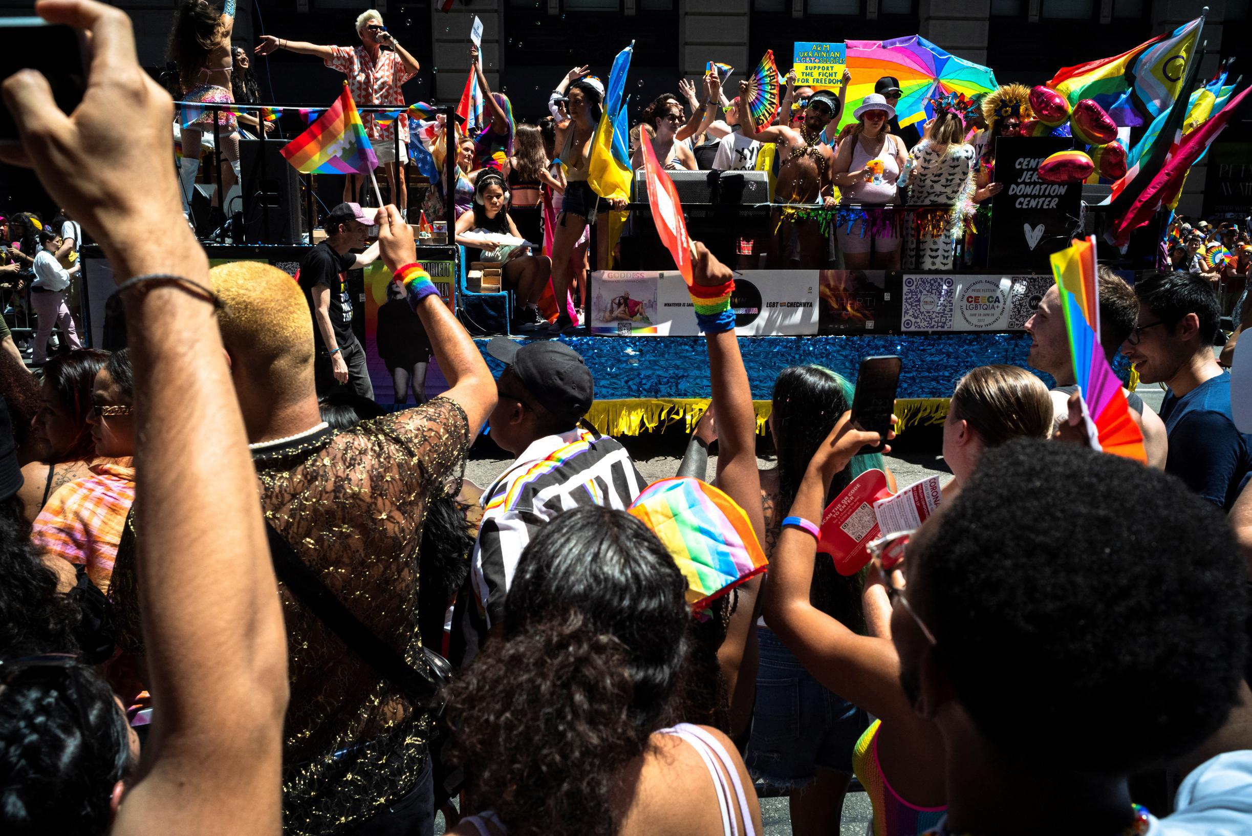 Fireworks cause panic during gay pride in New York