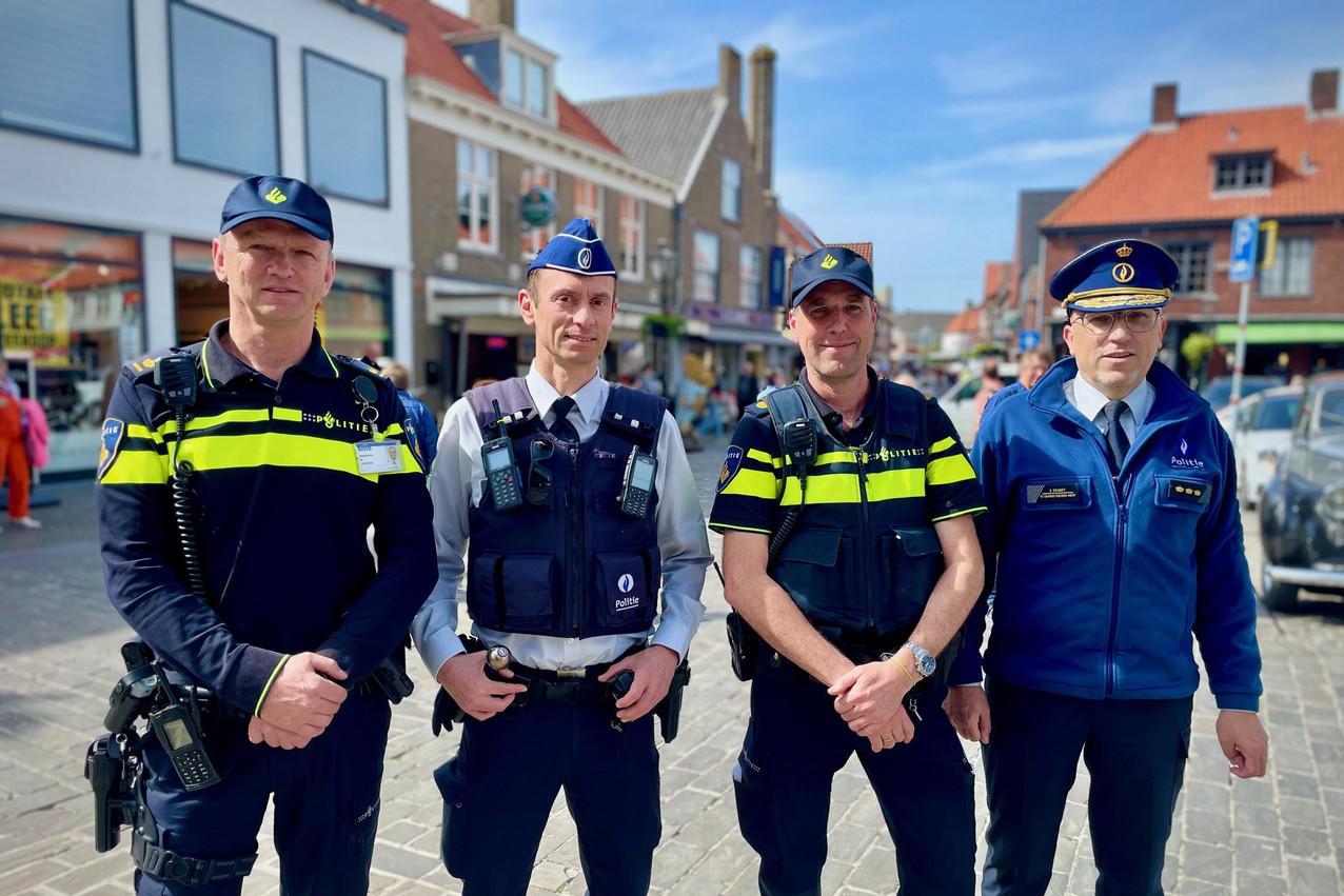 Vanaf Vrijdag Opnieuw Nederlandse Agenten In Knokke-Heist, Waar De ...