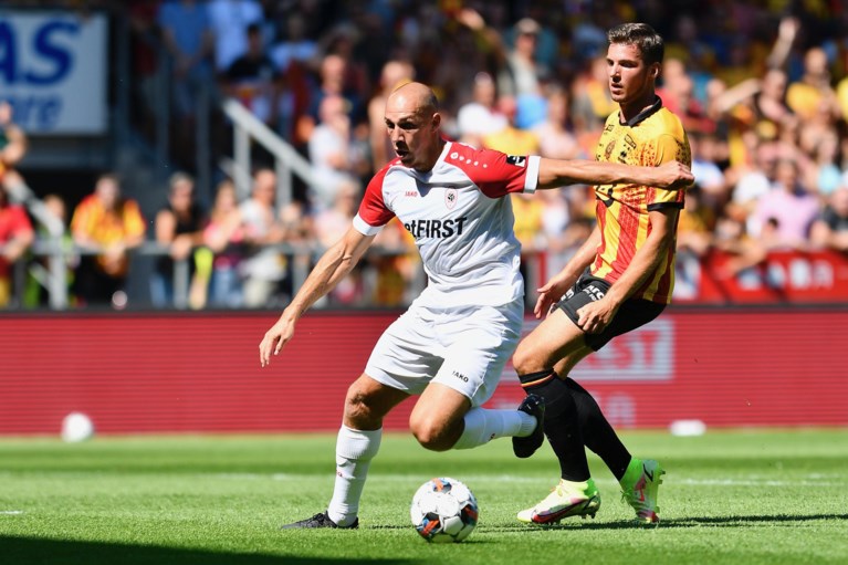 Michael Frey bezorgt Antwerp met dubbelklapper de volle buit op het veld van KV Mechelen