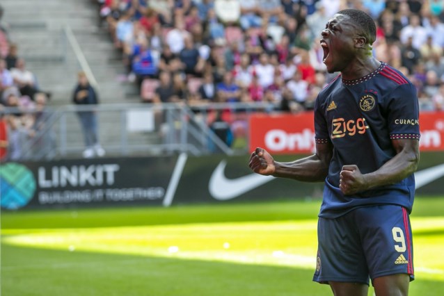 PSV haalt zwaar uit bij Excelsior, Othmane Boussaid verliest met Utrecht in eigen huis van Ajax