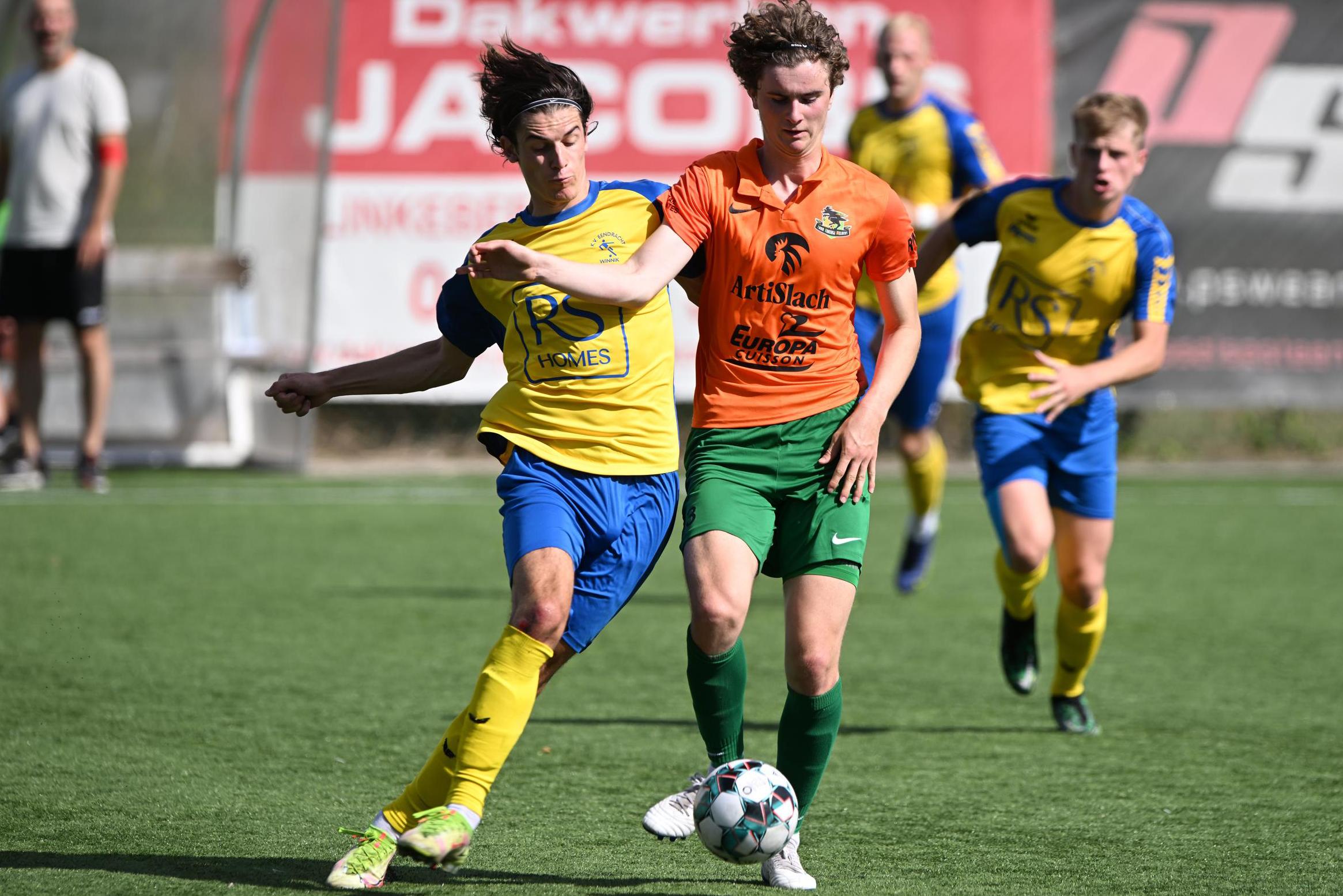 Wuyts Redt In Extremis Punt Voor Eendracht Winnik Tegen TK Meldert ...