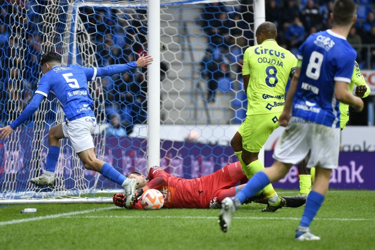 Bryan Heynen kopt Racing Genk naar de zege, gretige Buffalo’s verzuimen hun kansjes af te maken voor rust