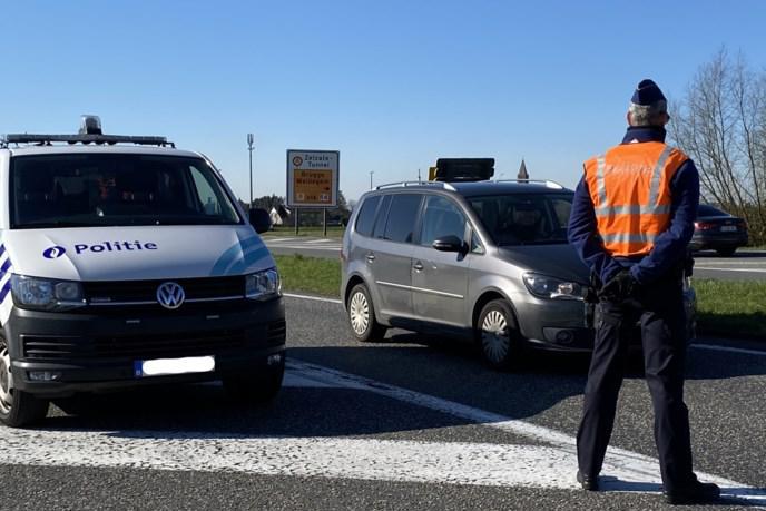 Eén avond vrachtwagens controleren levert ruim 15.000 euro aan boetes op