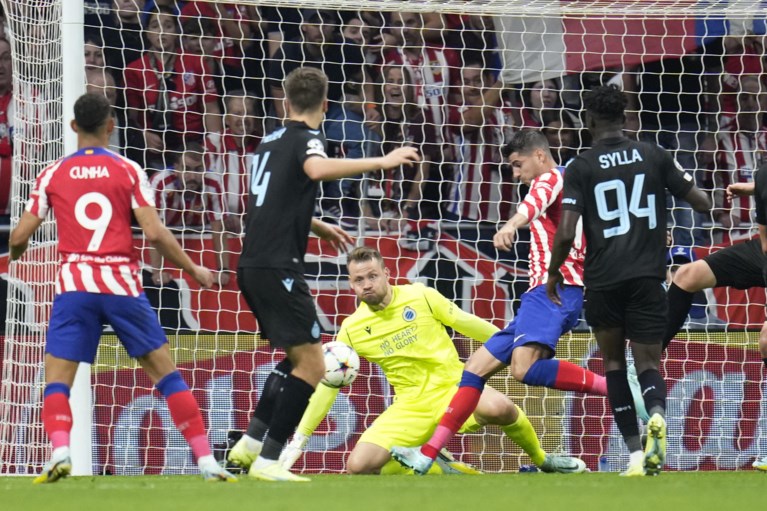 Historic!  Sublime Simon Mignolet propels Club Brugge to 1/8th finals in the Champions League after draw against Atlético