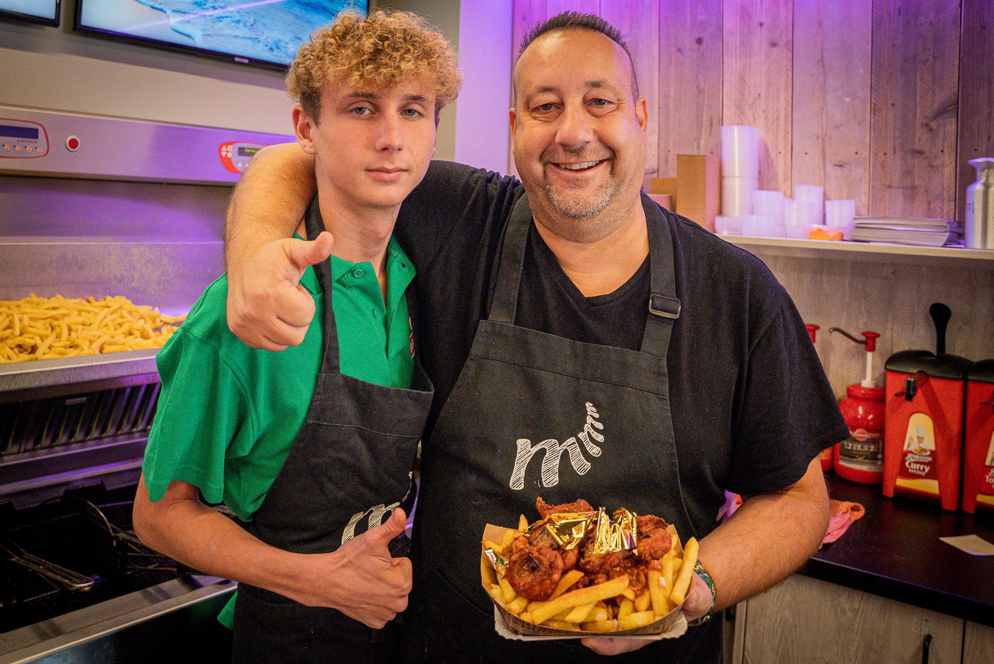 Frieten Met Een Laagje Bladgoud? In Deze Zolderse Frituur Kan Het ...