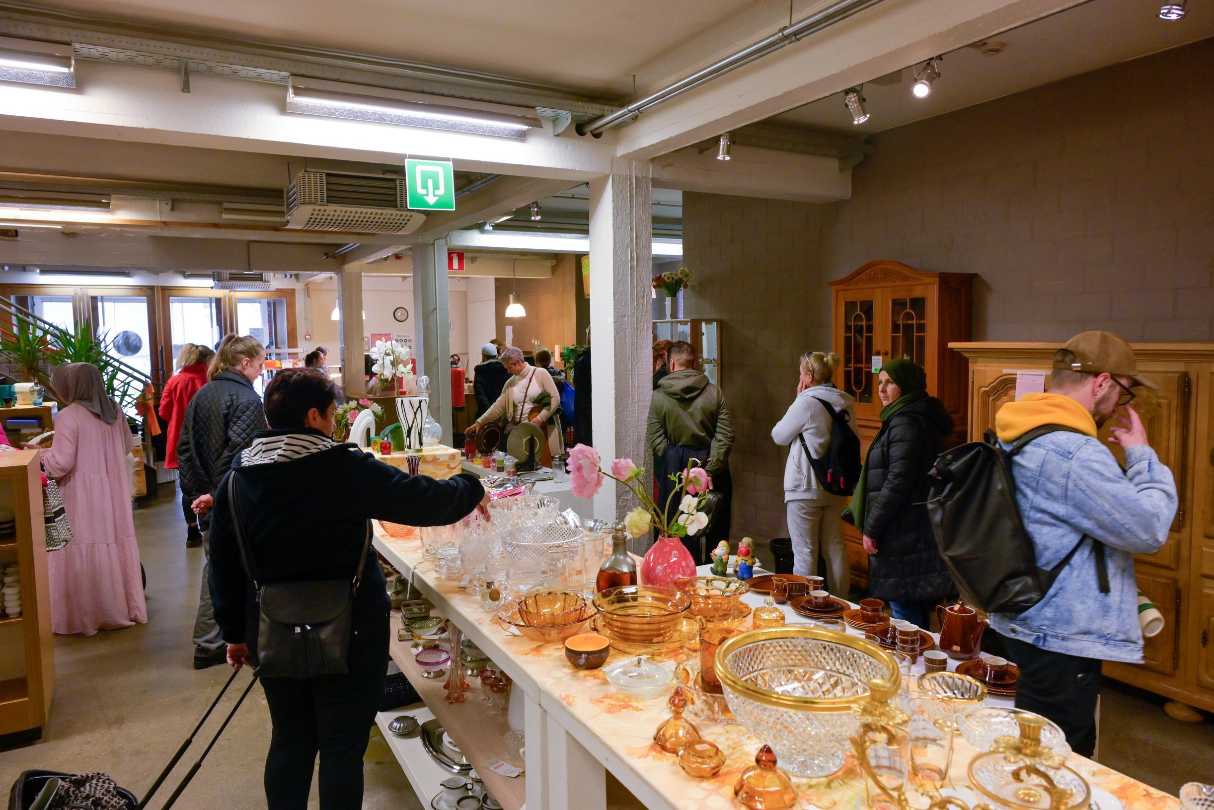 Jong En Oud Viert Dag Van De Kringwinkel: “Zo Veel Knusser Dan Een ...