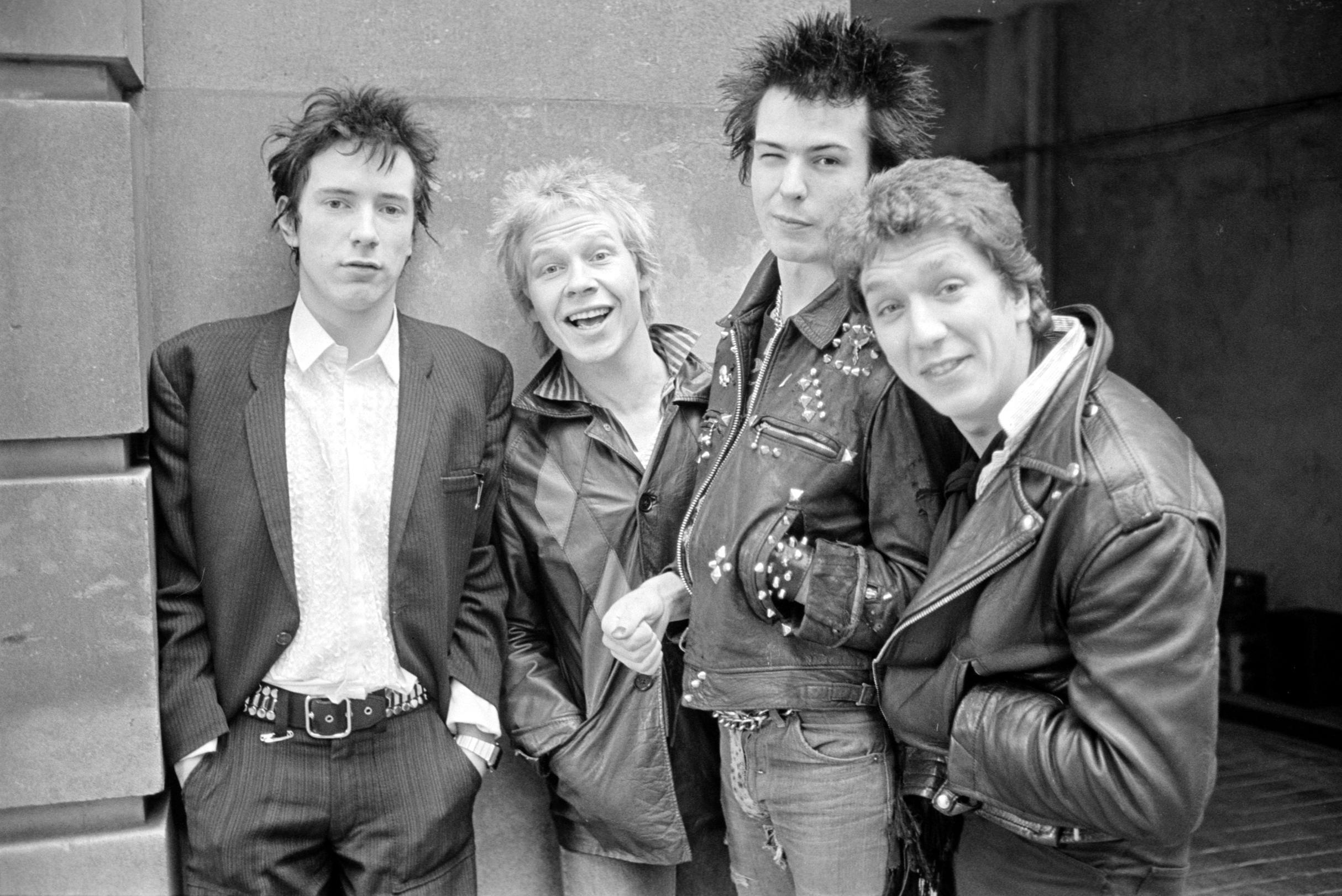 45 jaar geleden ging de release van deze plaat van de Seks Pistols gepaard met censuur, geweld en rechtzsaken “Maar dat album veranderde álles” Het Nieuwsblad Mobile