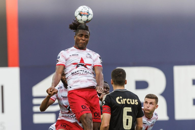 Misses Gano break Zulte Waregem sour against mak Standard that strikes mercilessly in the final phase