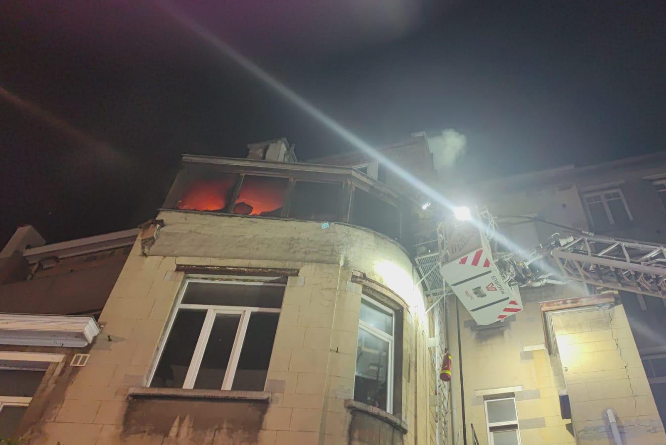 Hevige brand in hotel: hele verdieping vernield