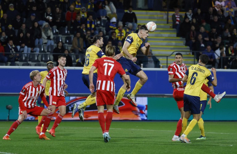 Union lijdt eerste nederlaag in de Europa League, maar stoot als groepswinnaar door