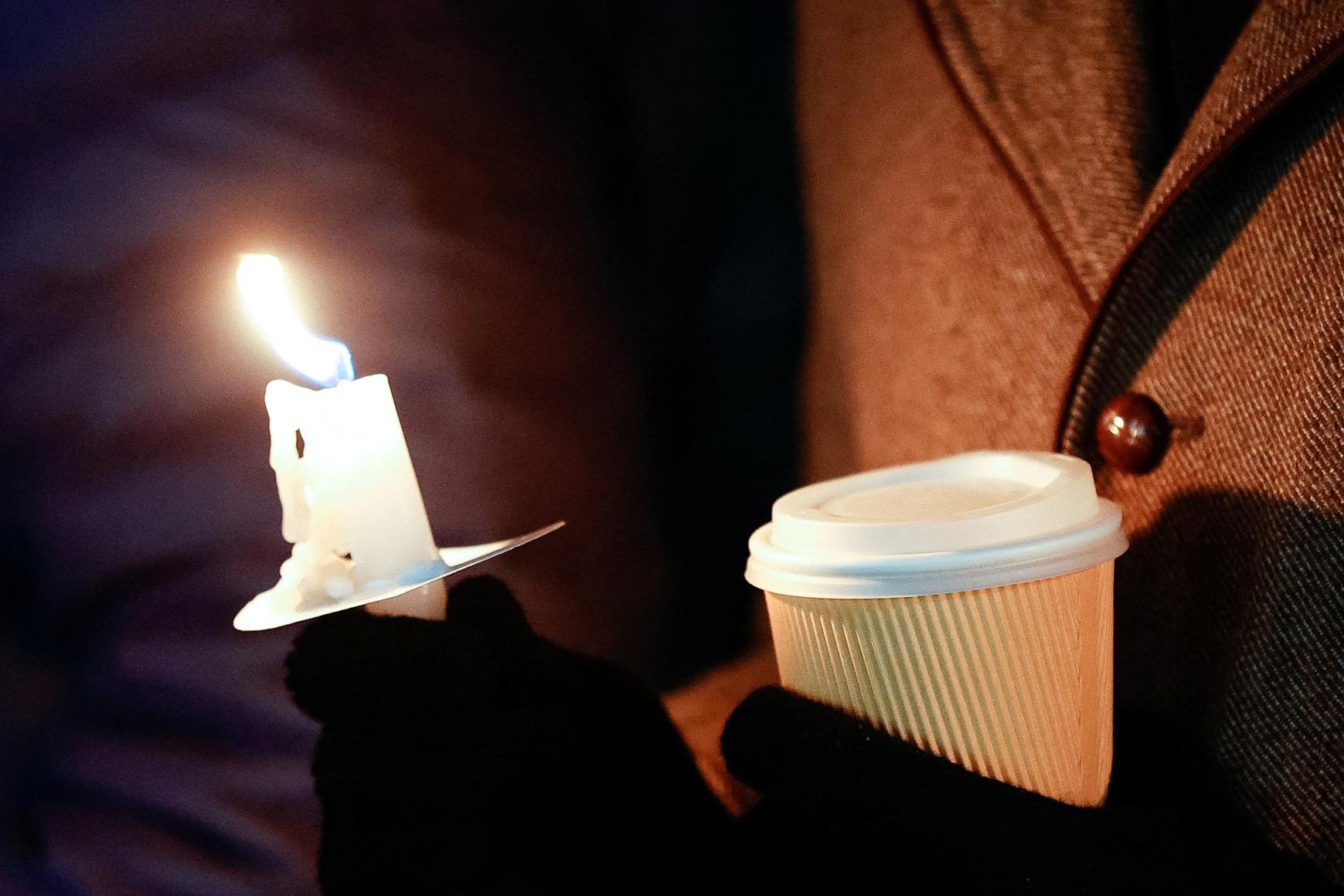 Lichtjesmoment in Park Huize Moens als steun voor al wie ooit een kind verloor