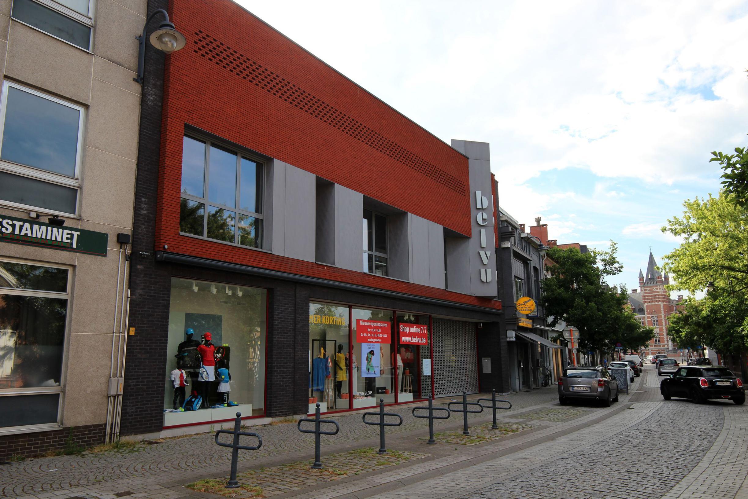 Site van voormalige mode- en sportwinkel Belvu wordt omgevormd tot meerdere winkels en appartementen