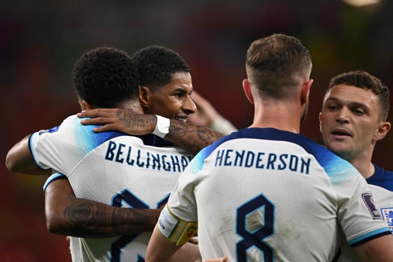 Rashford en Foden maken het de bondscoach moeilijk: Engeland naar achtste finales na drie goals van ‘bankzitters’ tegen Wales