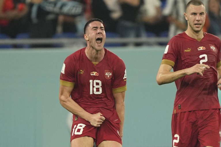 Serviërs stelen opnieuw de show, maar koelbloedig Zwitserland trakteert zich op WK-clash met Portugal in 1/8ste finales