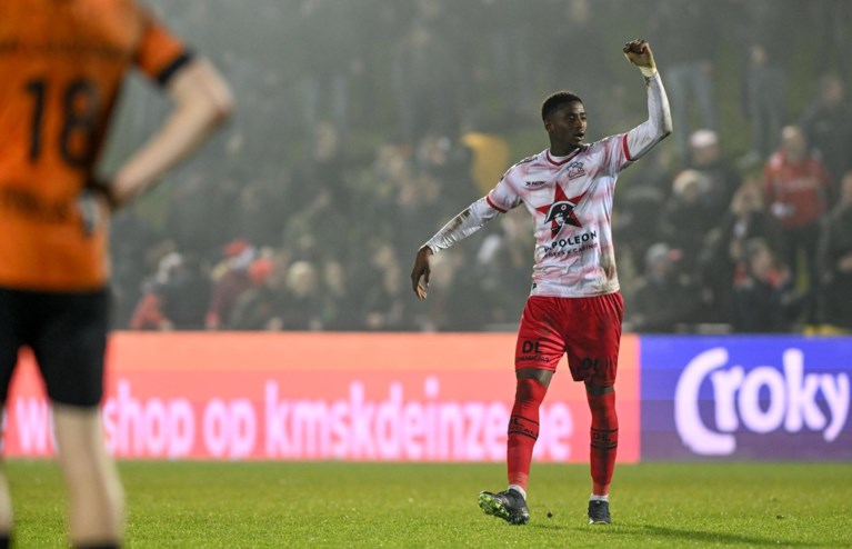 Drama voor Deinze: Ndour reddende engel voor Zulte Waregem met twee doelpunten in absolute slotfase