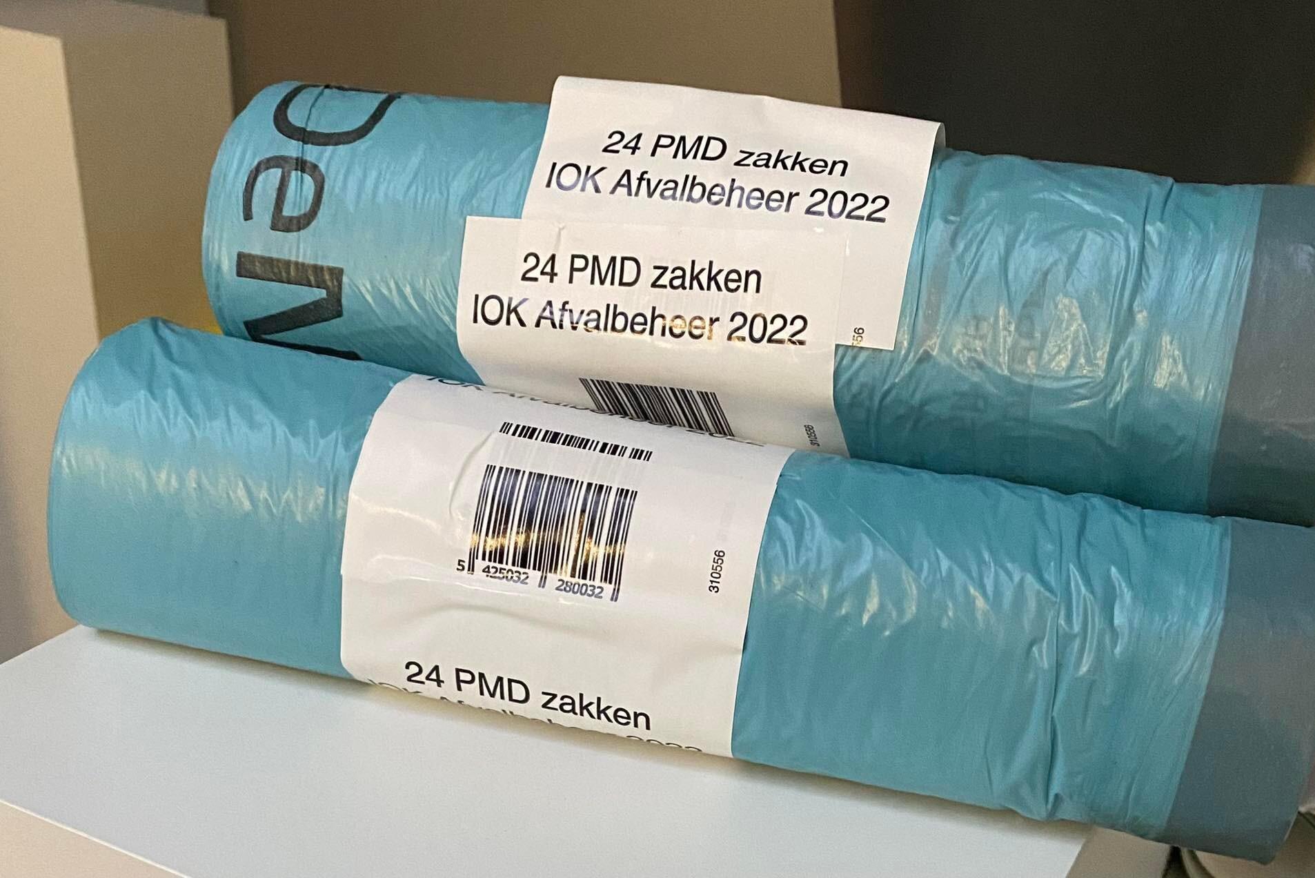 Pmd-zakken ook te koop in supermarkt: gemeente sluit met Delhaize en Okay | Het Nieuwsblad Mobile