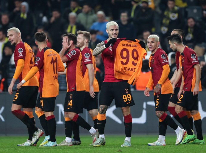 Dries Mertens triumphs against Michy Batshuayi: Galatasaray is too strong for Fenerbahce in Turkish top