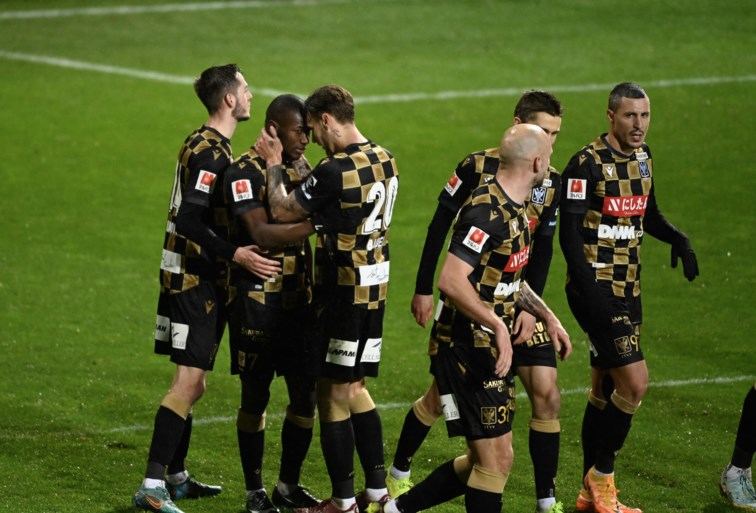 Sint-Truiden records an easy away win at Eupen and settles into the top eight