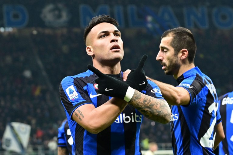 AC Milan komt twee keer op achterstand maar sleept nog punt uit de brand tegen Lecce, Charles De Ketelaere mag nu zelfs al niet meer invallen