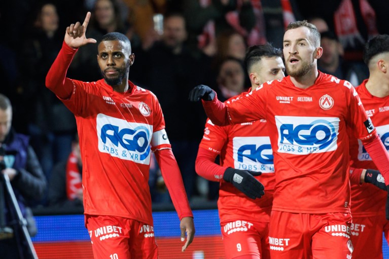 KV Oostende ziet hoopgevende zege tegen KV Kortrijk in slotfase uit handen glippen