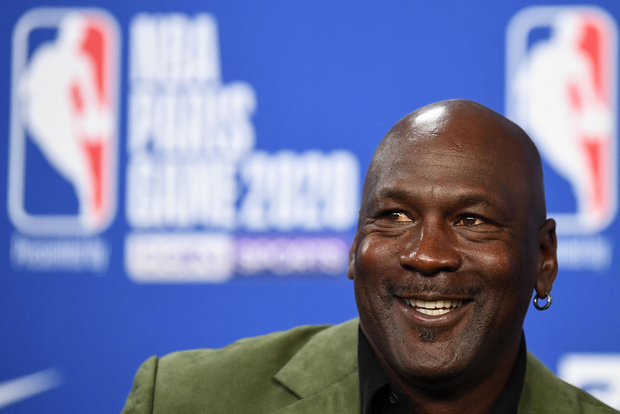 NBA-icoon Michael Jordan wordt zestig en schenkt recordbedrag aan Make-A-Wish: 10 miljoen dollar