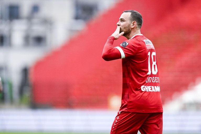 Antwerp passes Eupen without any effort and continues to put pressure on leader Genk 