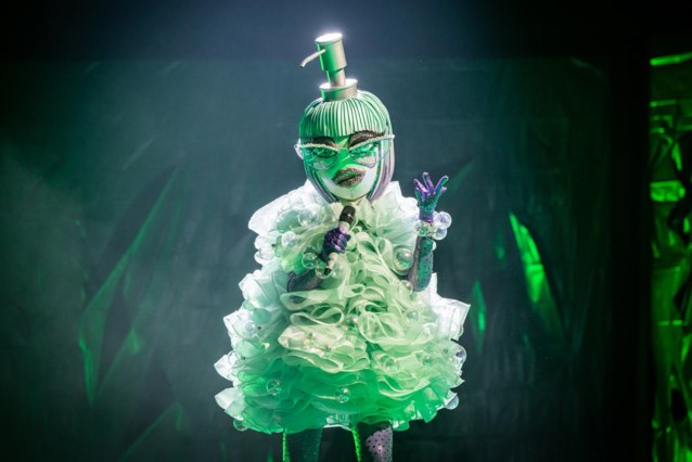 It’s All Over for the Superstar in “The Masked Singer”: Who Was This Bubblegum Character?