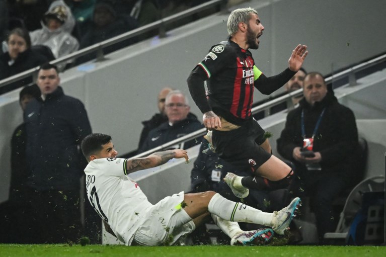 AC Milan komt niet tot scoren tegen Tottenham maar staat na zoutloze partij wel in de kwartfinale van de Champions League