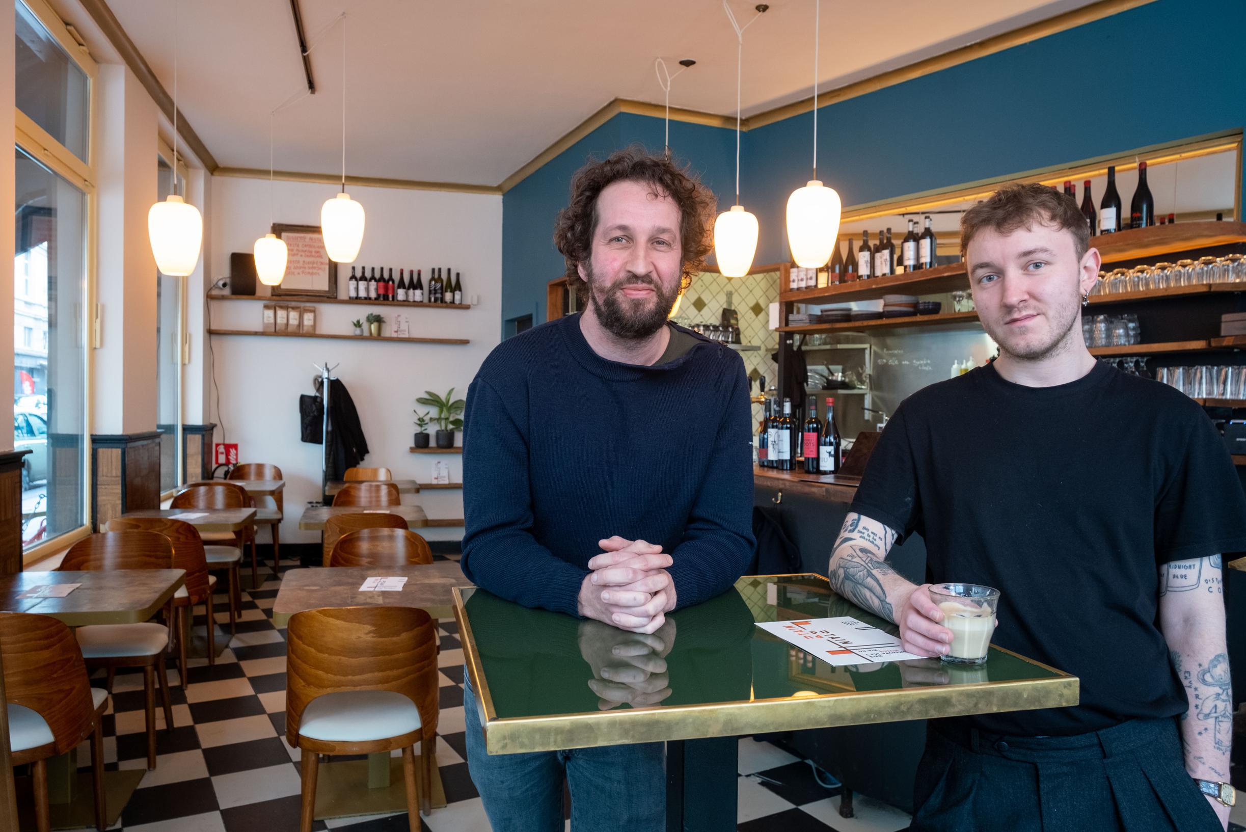 Putain Putain opent op Antwerpse Zuid in pand van Bar dHenri “Eigen take op Parijse bar” (Antwerpen) Het Nieuwsblad Mobile afbeelding