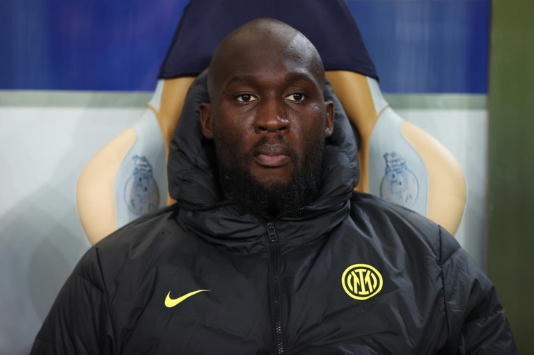 Inter with substitute Lukaku cracks and squeaks against dominant Porto, but pushes through to the quarter-finals after a goalless draw