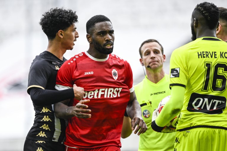 Geen tiende duel op rij zonder verlies: inefficiënt Antwerp laat zich verrassen door Charleroi, dat halfuur met tien man speelt