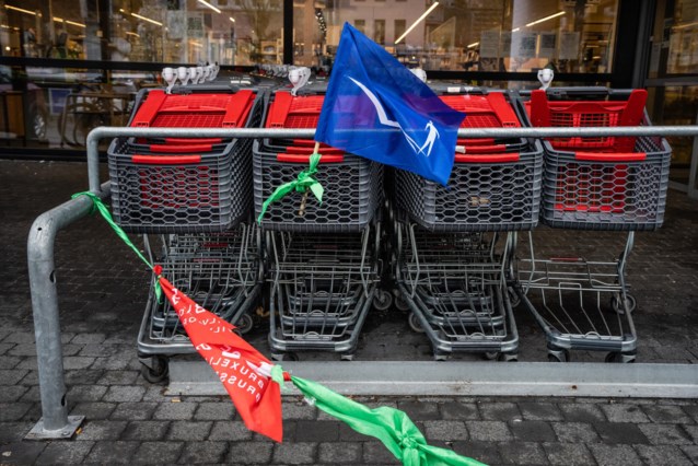 Trade unions at Delhaize submit new strike notice