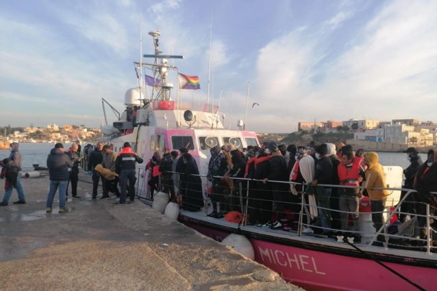 La nave di salvataggio di Banksy è legata all’Italia
