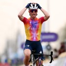 Opnieuw bingo voor SD Worx: na de Strade Bianche won Demi Vollering nu ook Dwars door Vlaanderen.