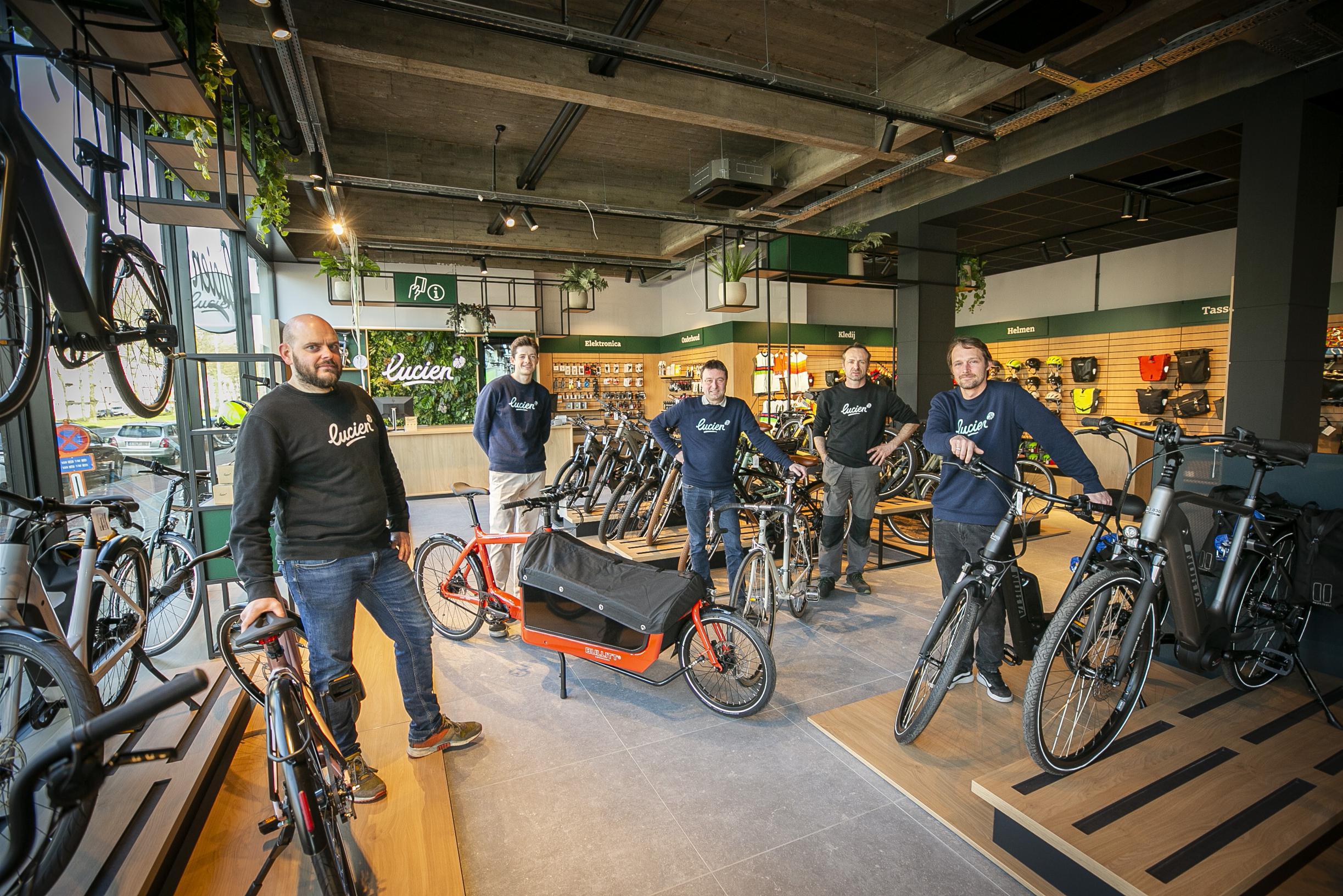 De neiging hebben Gunst lus Fietsenwinkel Lucien breidt uit in Berchem: “Het aantal fietsers stijgt  enorm, dat van de fietswinkels daarentegen niet” (Berchem) | Het Nieuwsblad  Mobile