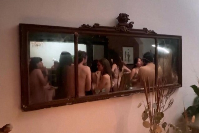 “Füde Breathwork Experience: A Vegan Culinary Evening with Naked Meditation in NYC”