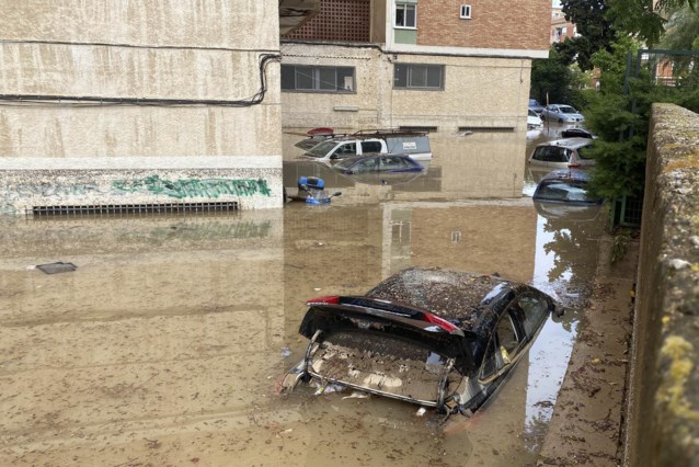 España también sufre fuertes lluvias e inundaciones: colegios y guarderías cerrados