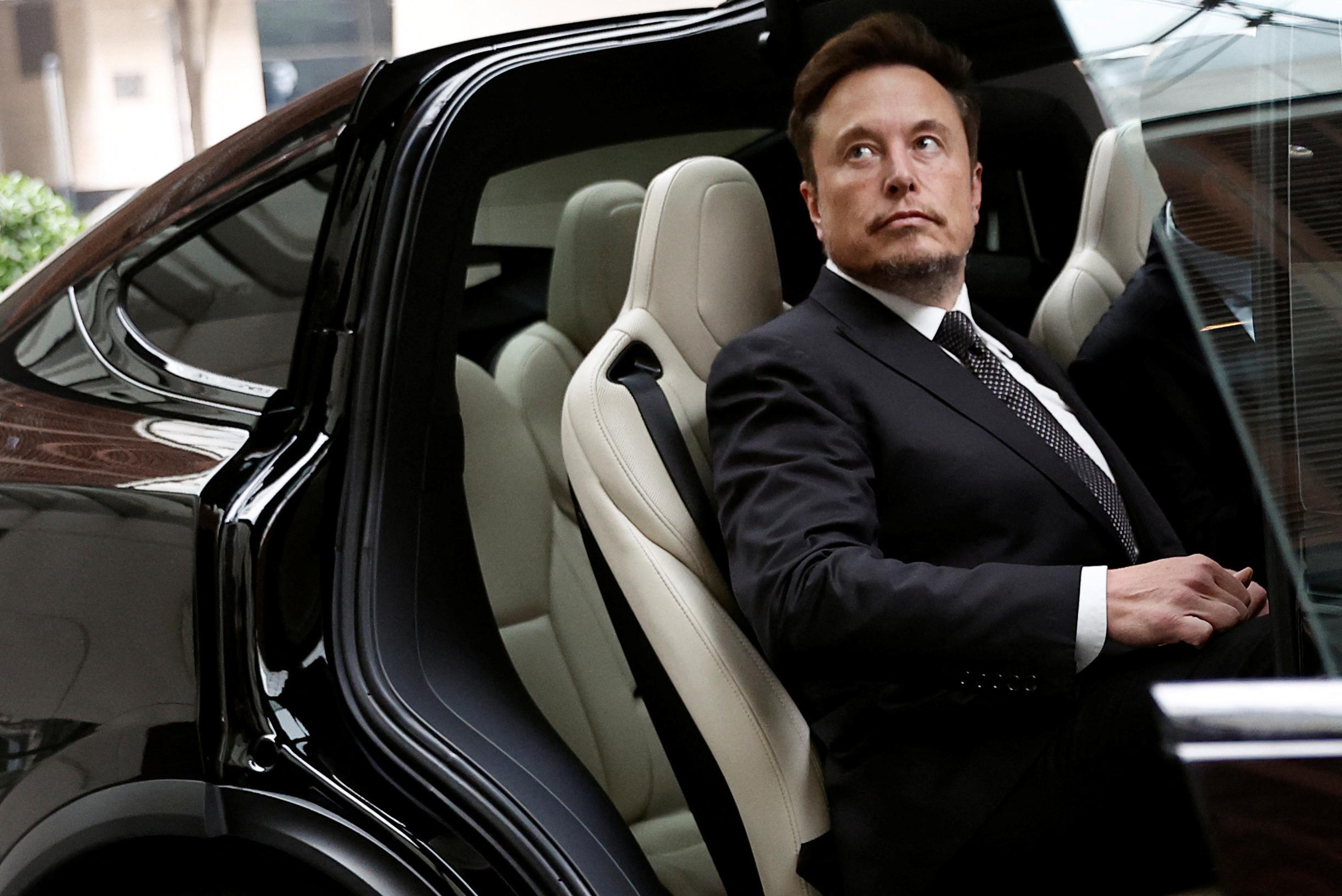 Elon Musk weer allerrijkste met net iets meer geld dan Louis Vuitton-miljardair, Economie