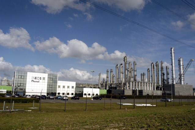 56 jobs threatened at chemical company Ineos Phenol in Doel (Beveren-Waas)