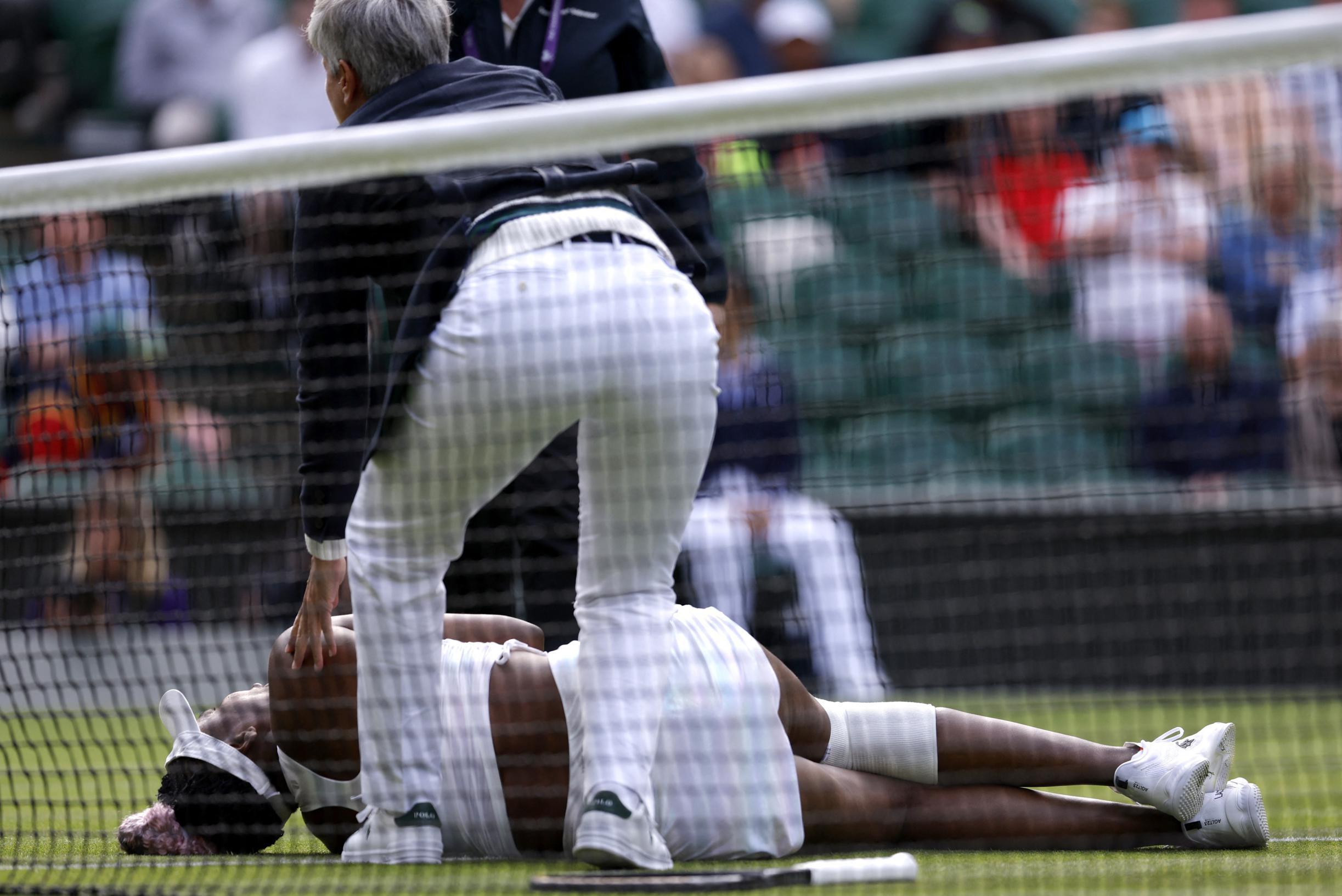 Video. And Suddenly Everyone Became Silent On Center Court: Tennis Icon ...