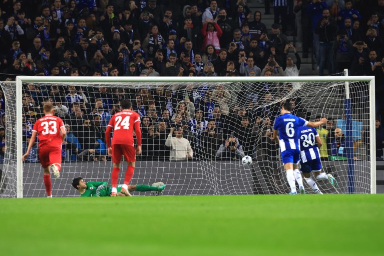 Ten-man Antwerp also goes down in Porto and is left with 0 out of 12 in the Champions League
