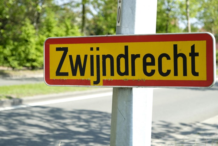 Gemeenteraad Zwijndrecht smaakt nieuwe namen fusiegemeente niet