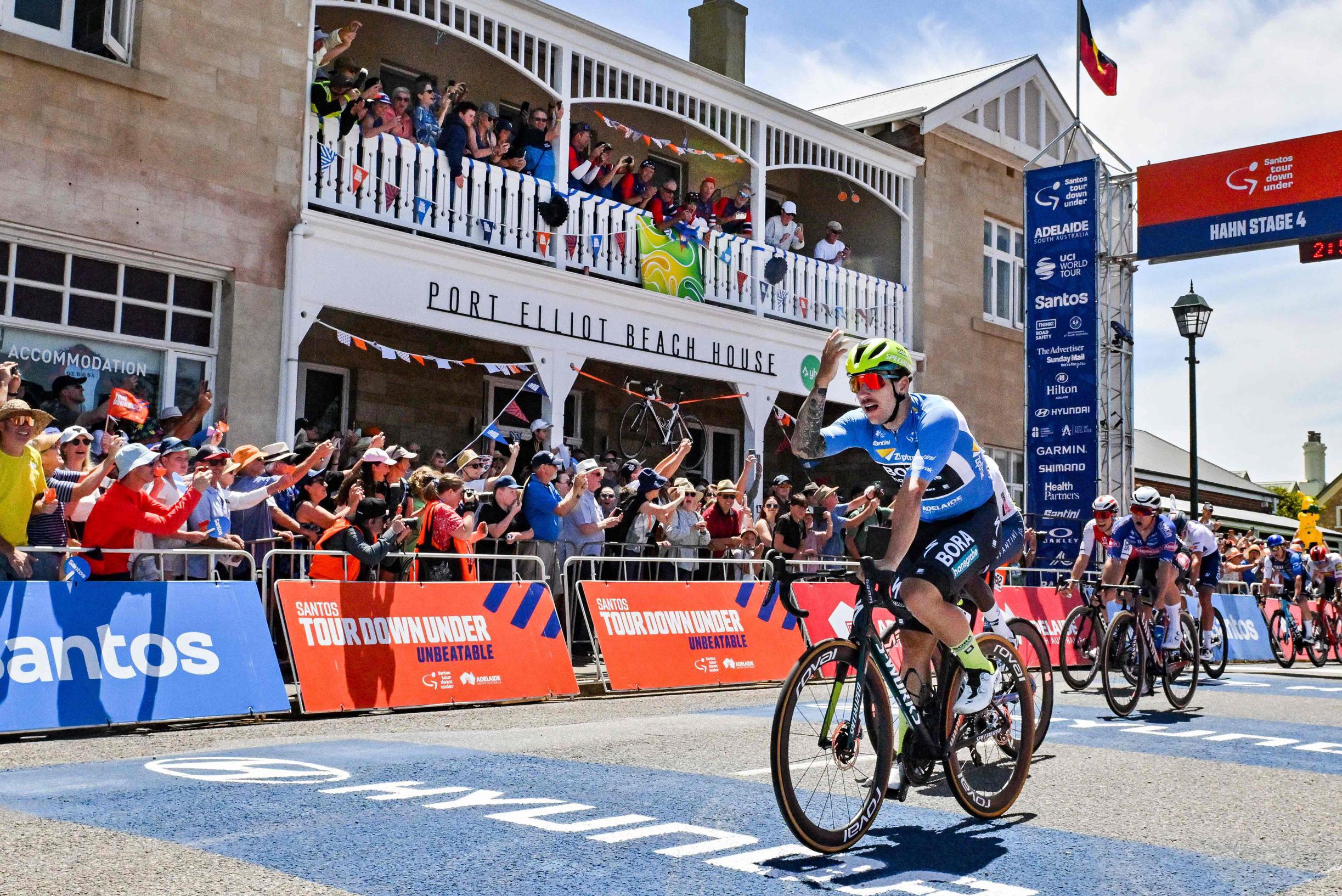 Milan Fretin valt net naast podium in Tour Down Under | Het Nieuwsblad  Mobile