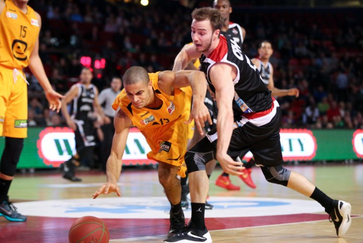 Basket Brussels hoopt zondag nieuwe stap richting Elite Gold te zetten: “We mogen Okapi Aalst vooral niet onderschatten”