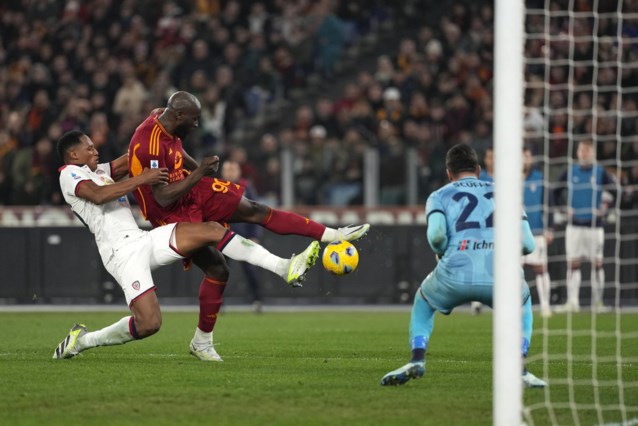 L’AS Roma marque quatre buts contre Cagliari, le but de Lukaku est refusé pour hors-jeu
