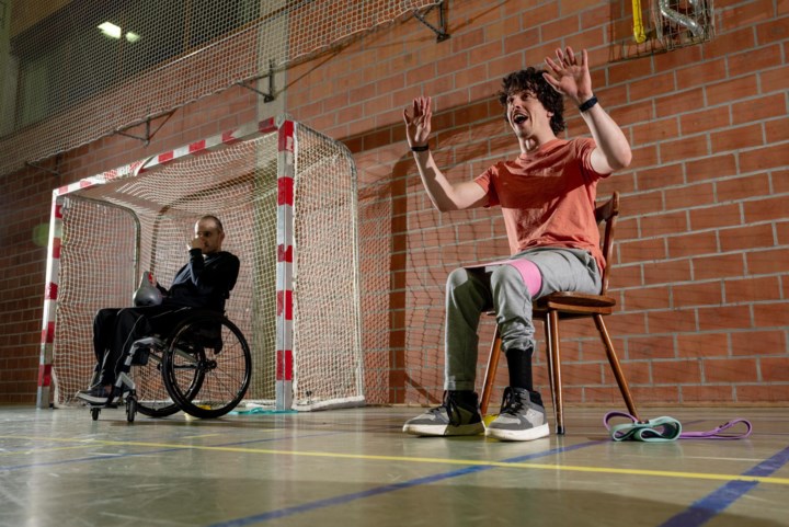 Met ‘Wheel get fit’ start Bas een sportclub voor iedereen: “Elke deelnemer sport hier op zijn of haar niveau”