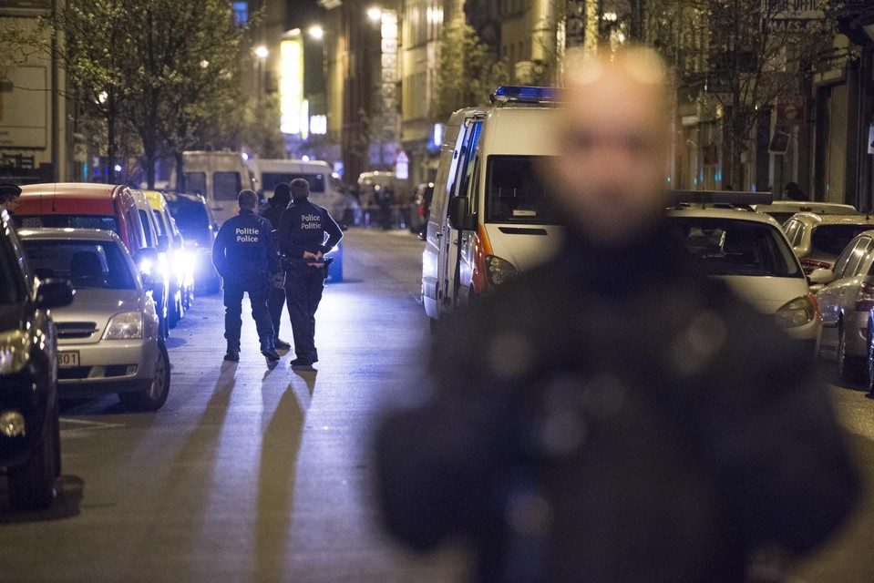 Close collaboration between Belgian and French investigators in the Brussels Botanique concert hall threatened attack case.