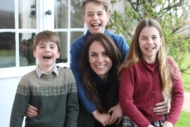 Royal Family Photo Scandal: Agencies Withdraw Image of Princess Kate and Children Due to Photoshop Manipulation