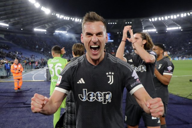 Arkadiusz Milik saves the cup final for Juventus thanks to a late tying goal