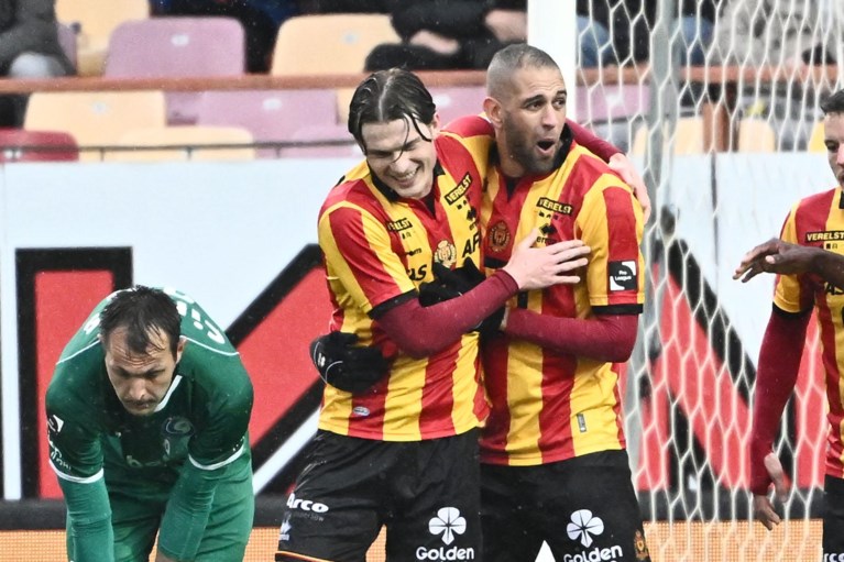 Hyperefficiënt AA Gent wint op KV Mechelen en verzekert zich van eindwinst in Europe play-offs